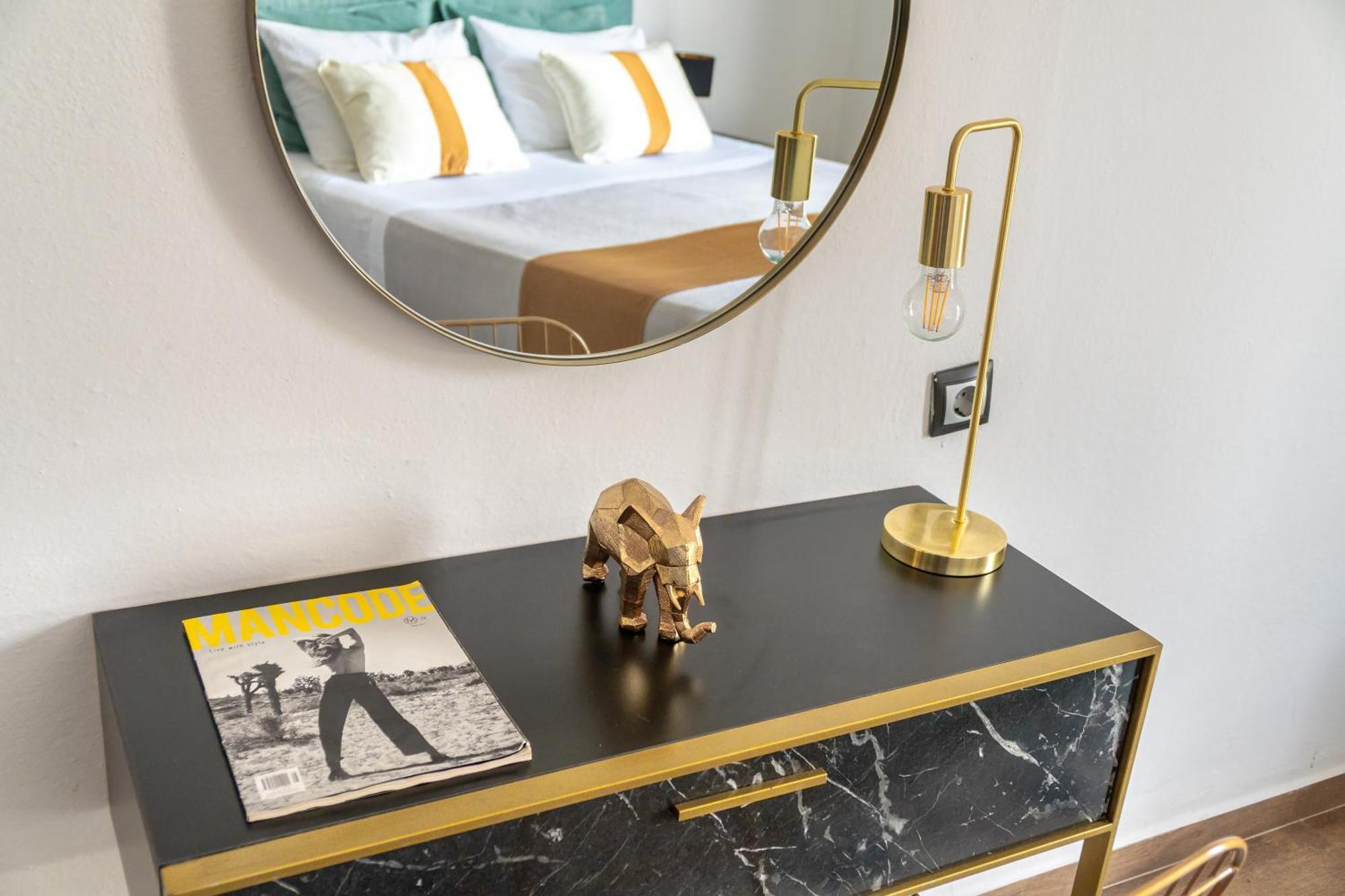 Mr P. Boutique Apartment Skiathos Town